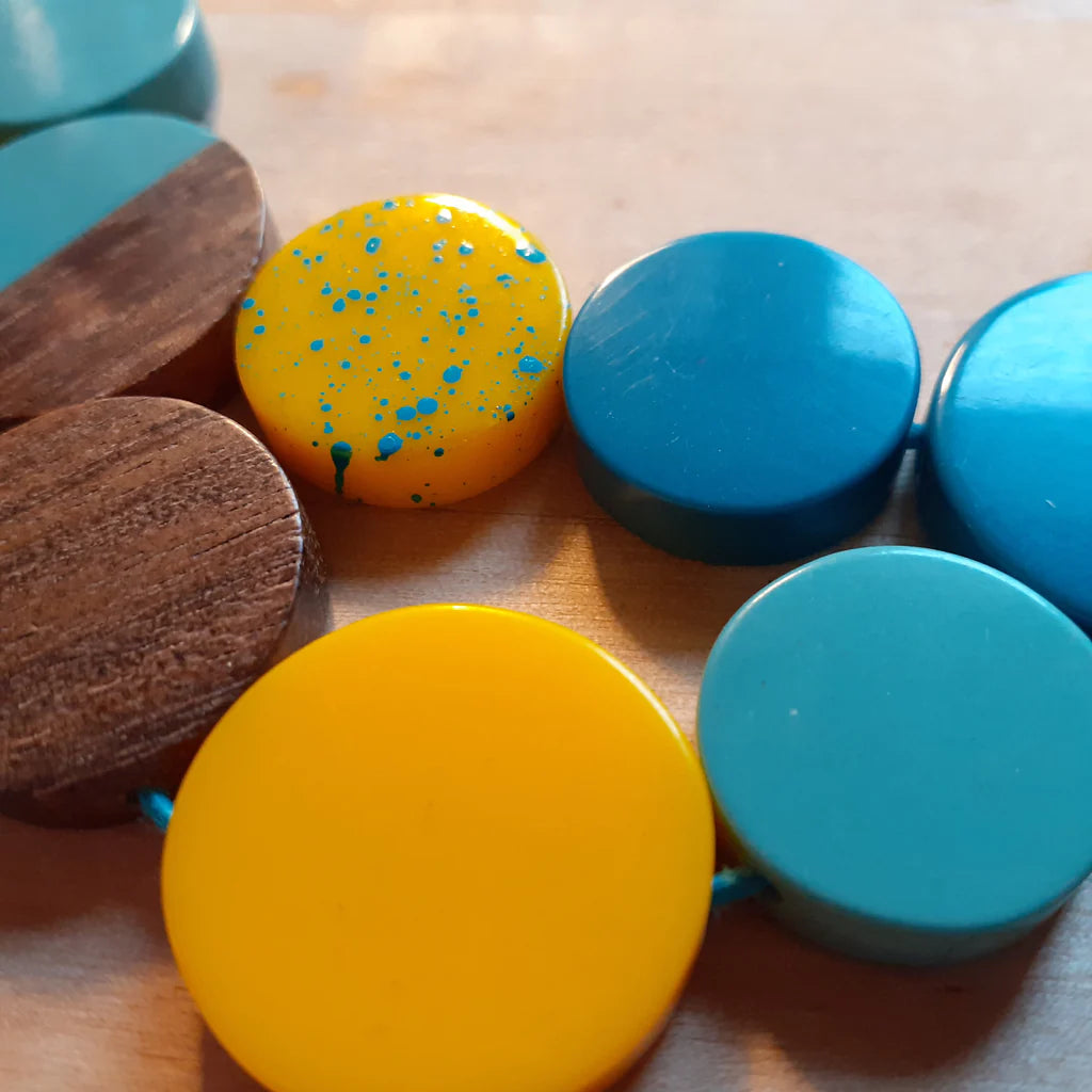 Contemporary Mixed Resin & Wood Disc Collar Necklace